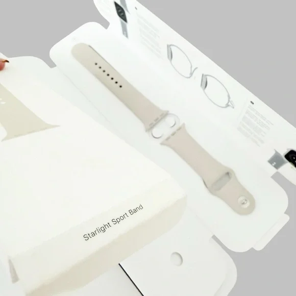 Apple Watch Series 7 41mm Sil Stainless Star - Picture 3 of 10